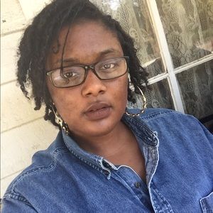 Meet your Posher, Raven